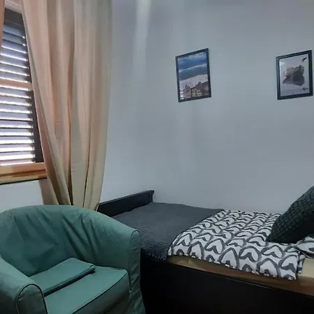 Gitta * 尼亚卢卡