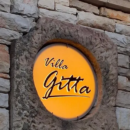 Gitta アパート *