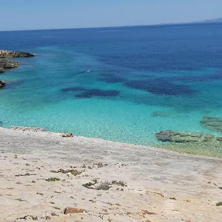 Gitta Vela Luka